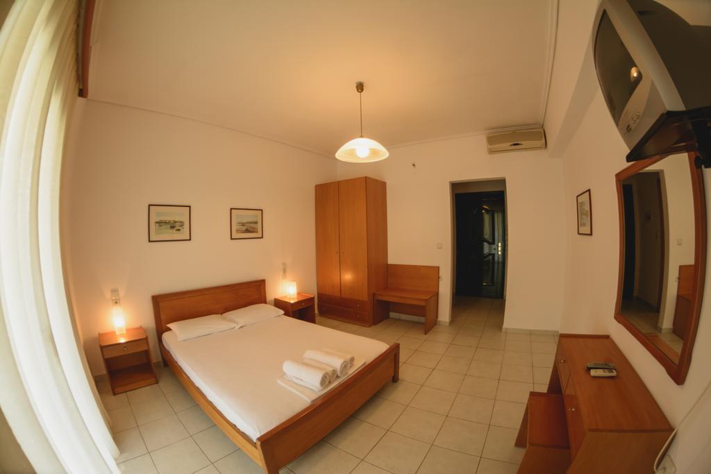Althea Studios Lefkada Áyios Nikítas Rum bild