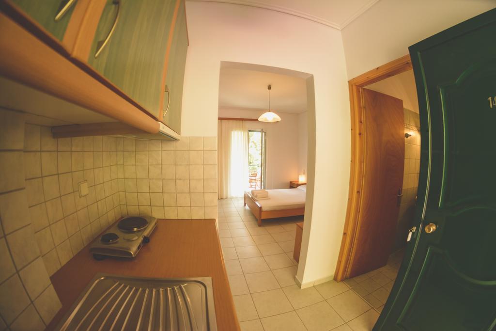 Althea Studios Lefkada Áyios Nikítas Rum bild