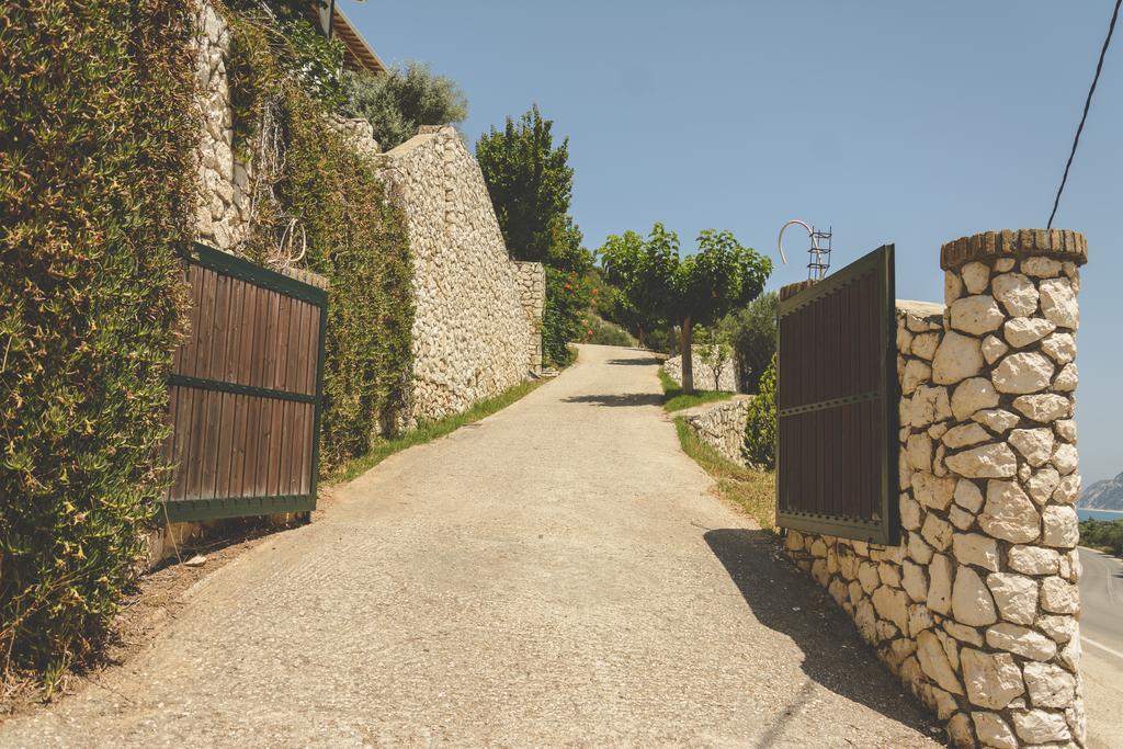 Althea Studios Lefkada Áyios Nikítas Rum bild