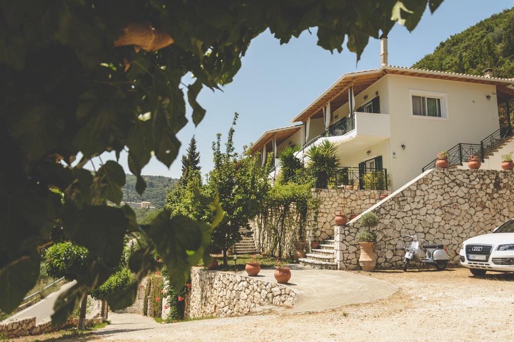 Althea Studios Lefkada Áyios Nikítas Rum bild