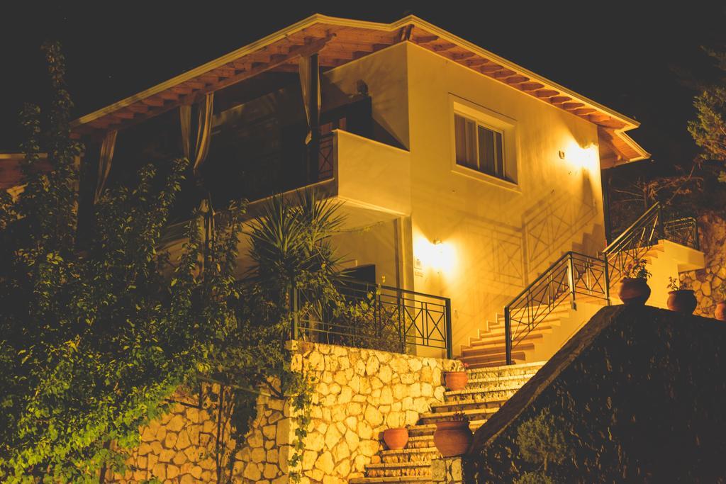 Althea Studios Lefkada Áyios Nikítas Rum bild
